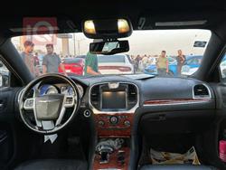 کرایسلەر 300